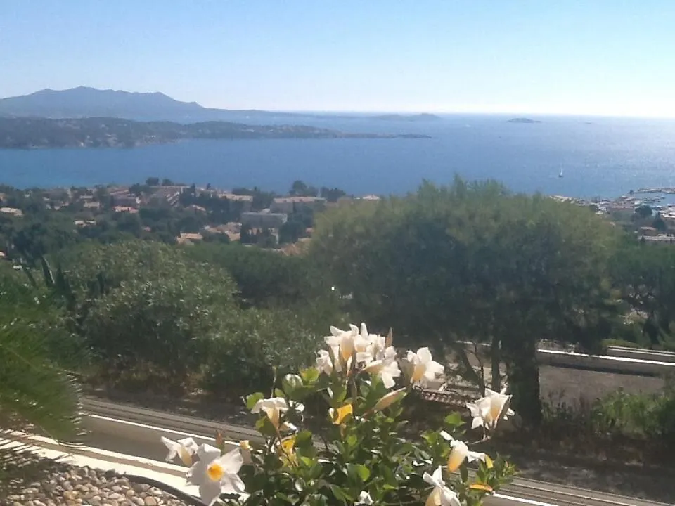 Les Katikias - Sejour Chez L'Habitant Bed & Breakfast Bandol 0*,  France