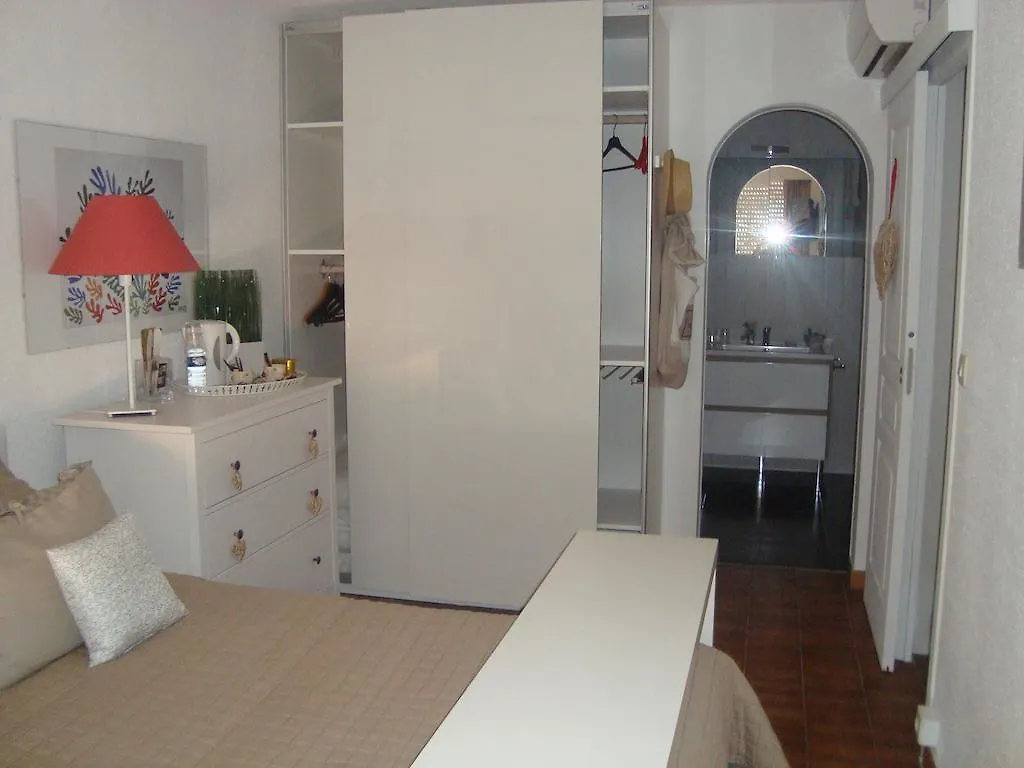 Les Katikias - Sejour Chez L'Habitant Bed & Breakfast Bandol